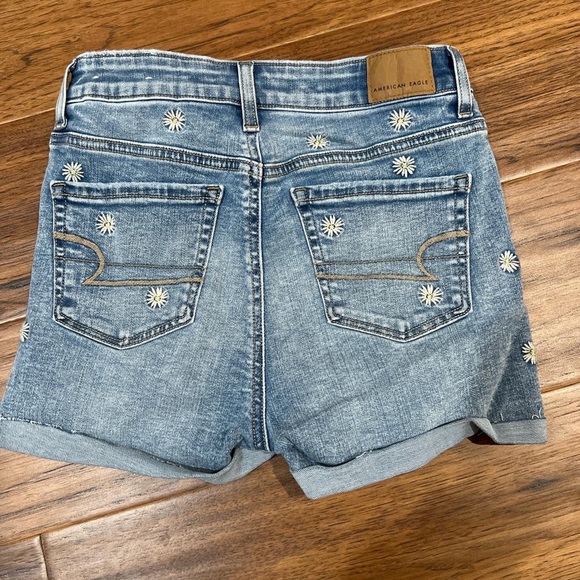 American Eagle Daisy Embroidered Denim Shorts - Picture 3 of 3